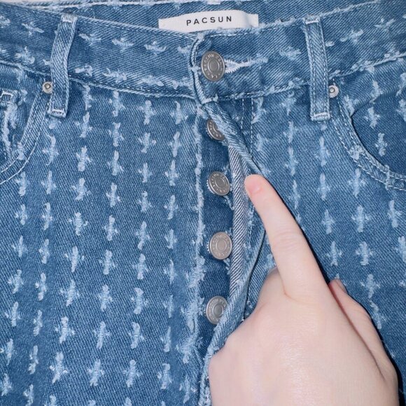 Pacsun Women's Medium Wash Denim Textured High Rise Dad Jean size 28 - Picture 4 of 6